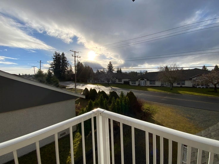 276 Mills Street, Parksville, B.C.  $1,900.00   --   276 Mills Street - /PQ Parksville