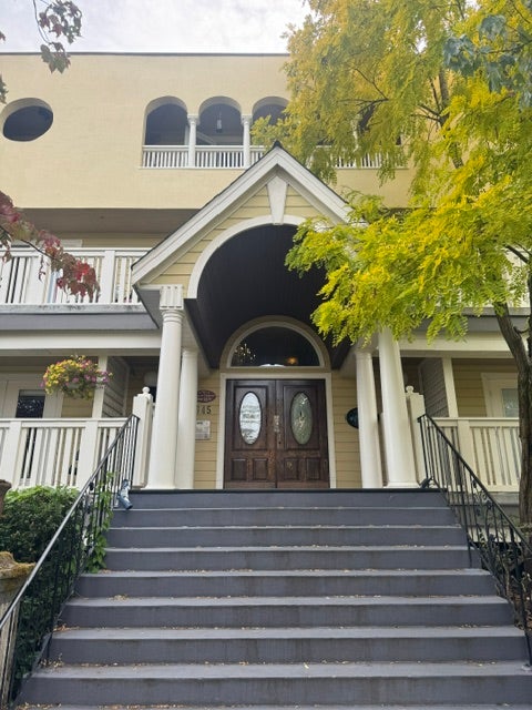 402-645 Selby St   --   402-645 Selby St - /Na Old City