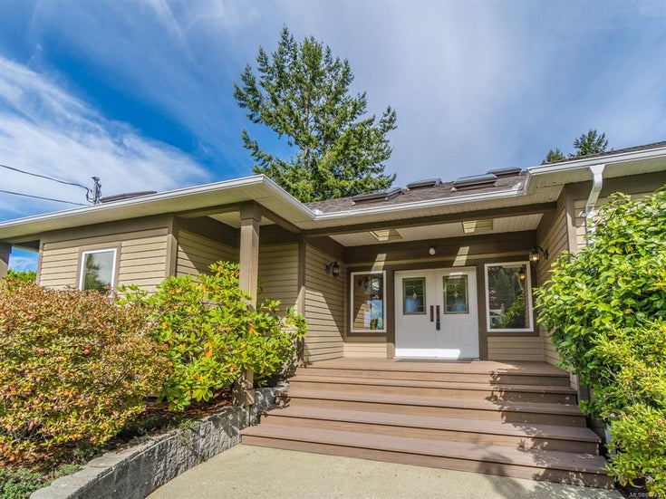 690 Gaetjen Street, Parksville, B.C. $4,400.00   --   690 Gaetjen Street - /PQ Parksville