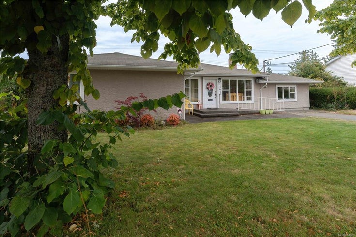 141 Jensen Avenue East, Parksville, B.C.  $2,600.00   --   141 Jensen Avenue East, Parksville, B.C. - /PQ Parksville