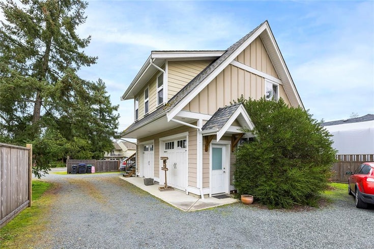 Lower unit- 170 Stanford Ave W, Parksville, BC $1,550.00   --   170 Stanford Ave E - /PQ Parksville #1