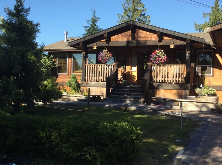 1392 Memorial Dr, Errington, B.C.  $3,000.   --   1392 Memorial Drive, Errington, B.C. - /PQ Errington/Coombs/Hilliers
