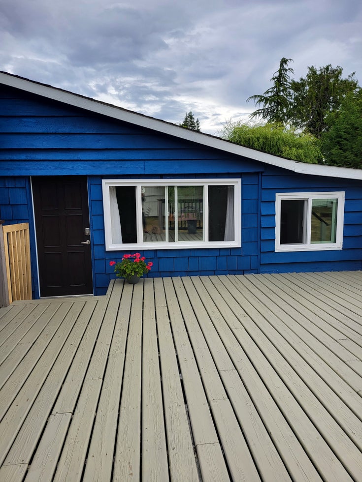 Suite, 598 Forsyth Avenue, Parksville, B.C.  $1,450.00   --   598 Forsyth Avenue, Parksville, B.C. - /PQ Parksville