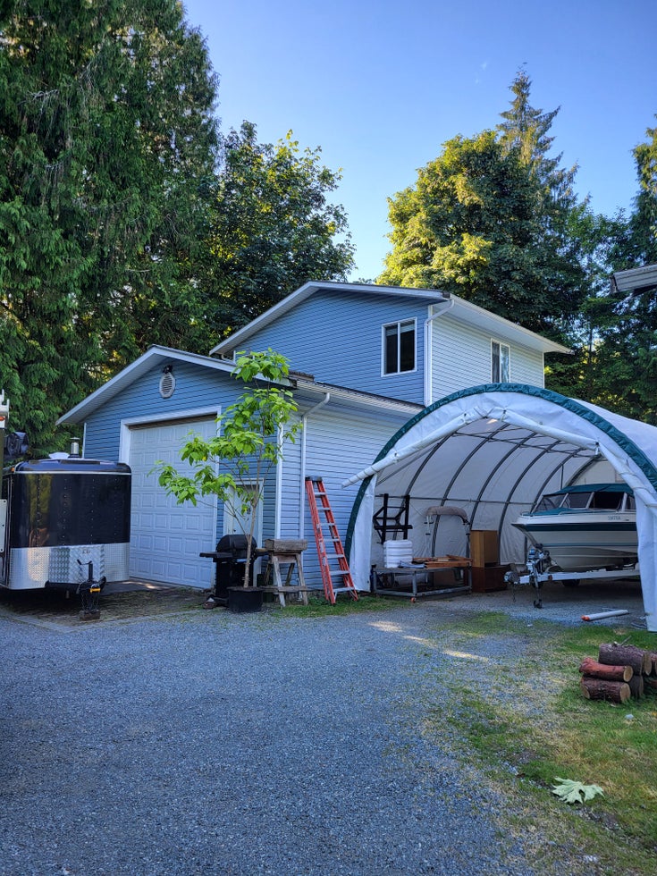 #2-480 Martindale Road, Parksville, B.C.  $2,000.00   --   #2, 480 Martindale Road - /PQ Parksville