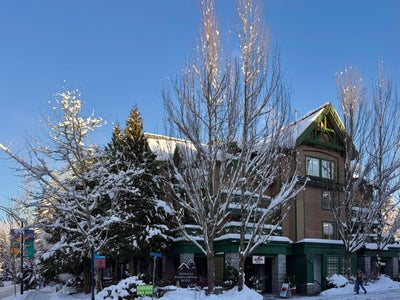 Pinnacle Hotel Whistler   --   4319 Main Street - Whistler/Whistler Village