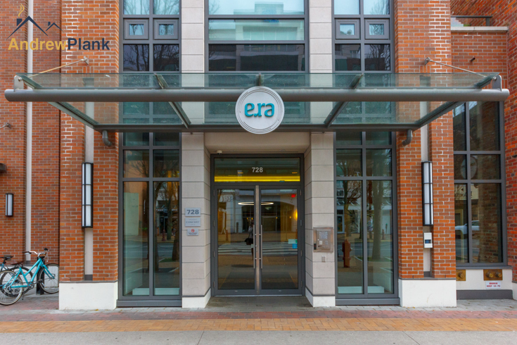 Era   --   728 Yates St - /Vi Downtown #1