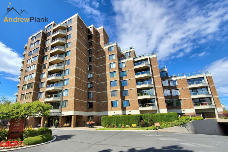 Laurel Point   --   225 Belleville St - /Vi James Bay #1