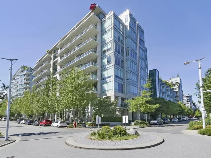 Compass - Village on False Creek    --   123 W 1st Avenue - Vancouver West/False Creek