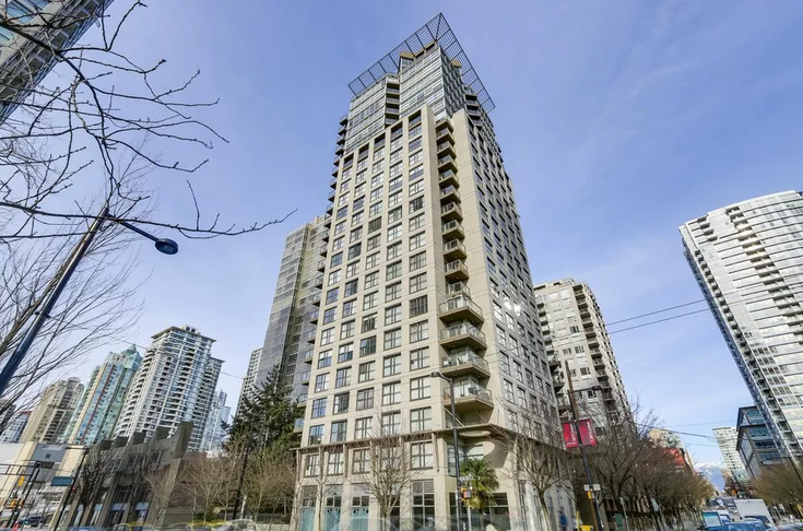 Nova    --   989 Beatty Street - Vancouver West/Yaletown