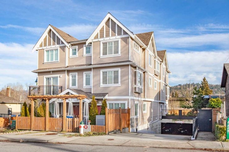 Sperling Heights   --   528 Sperling Av - Burnaby North/Sperling-Duthie