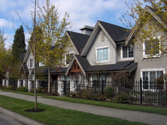 Ashcombe   --   8415 Cumberland Pl - Burnaby East/The Crest