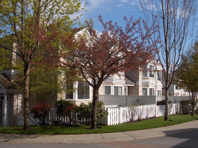 Deerfield   --   7501 Cumberland St - Burnaby East/The Crest