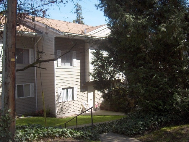 Springdale Manor   --   2004 - 2090 Springer Ave - Burnaby North/Parkcrest