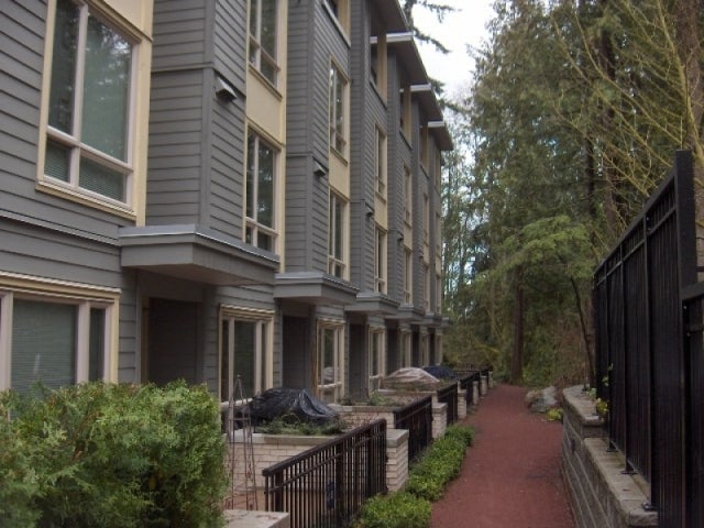 Verdant   --   9191 University Cr - Burnaby North/Simon Fraser Univ.