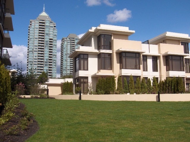 Mosaic   --   2138 Madison Ave - Burnaby North/Brentwood Park