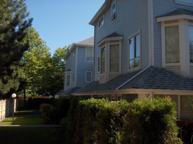 Kensington   --   7184 Stride Ave - Burnaby East/Edmonds