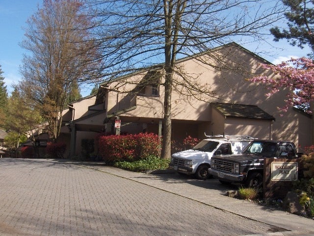 Simon Fraser Village   --   8550 - 8592 Woodridge Pl - Burnaby North/Forest Hills