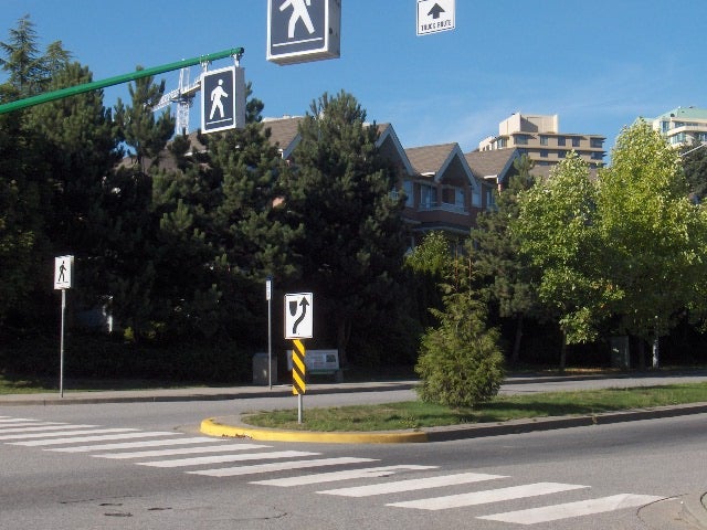 Winston Gardens   --   7488 Salisbury Ave - Burnaby South/Highgate