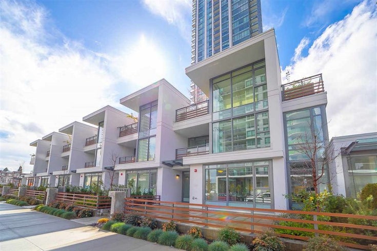 Park Metrotown   --   6671 - 6681 Dunblane Ave - Burnaby South/Metrotown