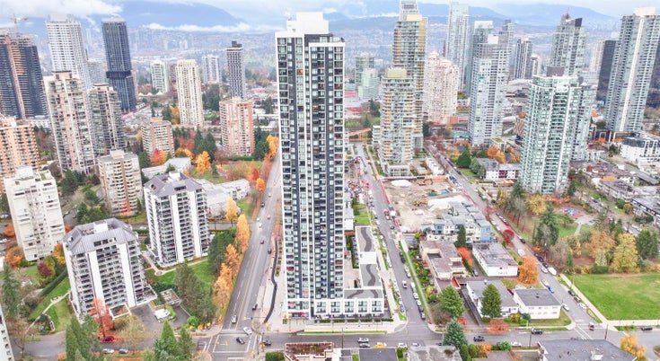 The Standard   --   6468 Willingdon Avenue - Burnaby South/Metrotown