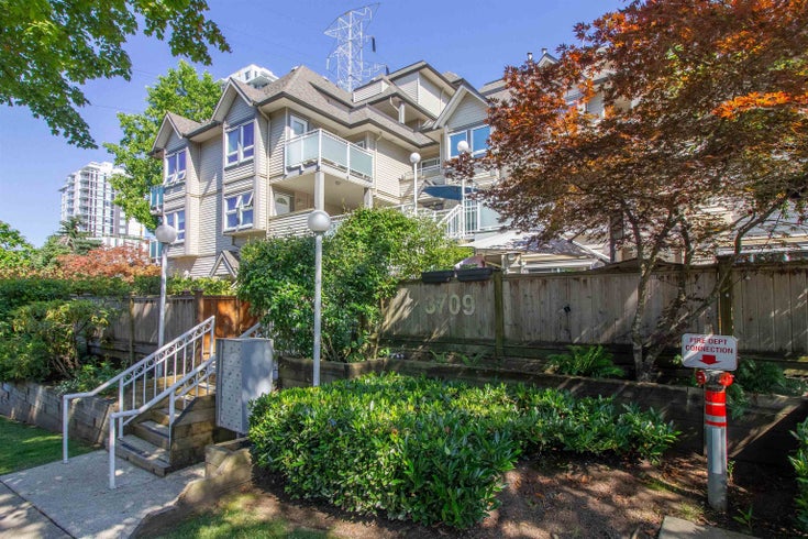 Lexington North   --   3709 Pender St - Burnaby North/Willingdon Heights