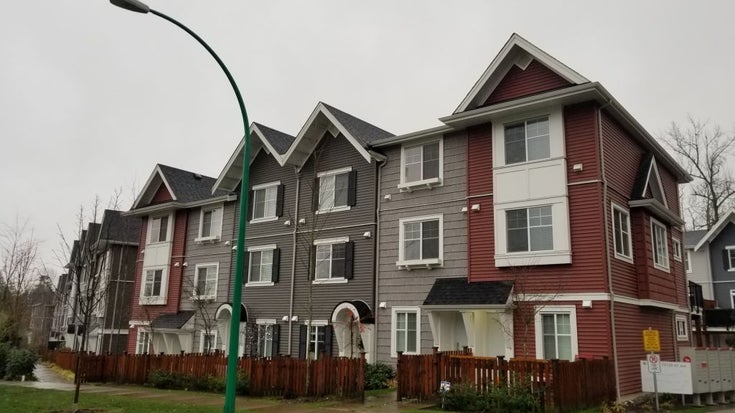 Brookside   --   19128 65 Ave - Cloverdale/Clayton