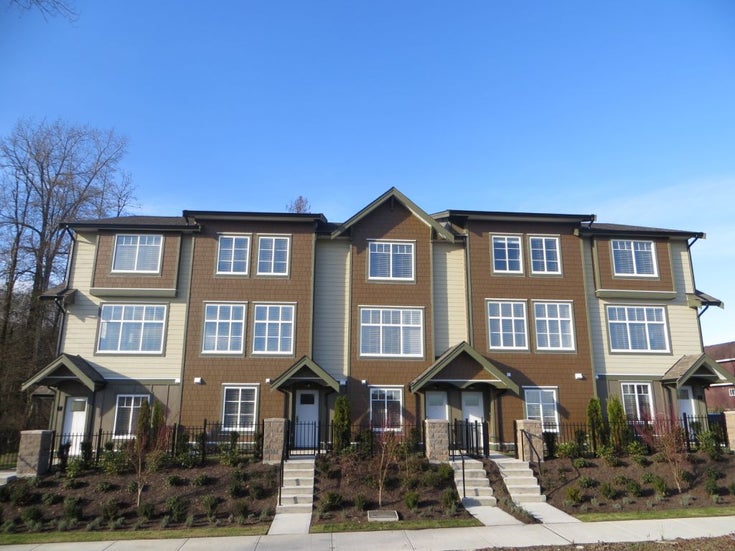 Clayton Cove   --   6677 192 St - Cloverdale/Clayton