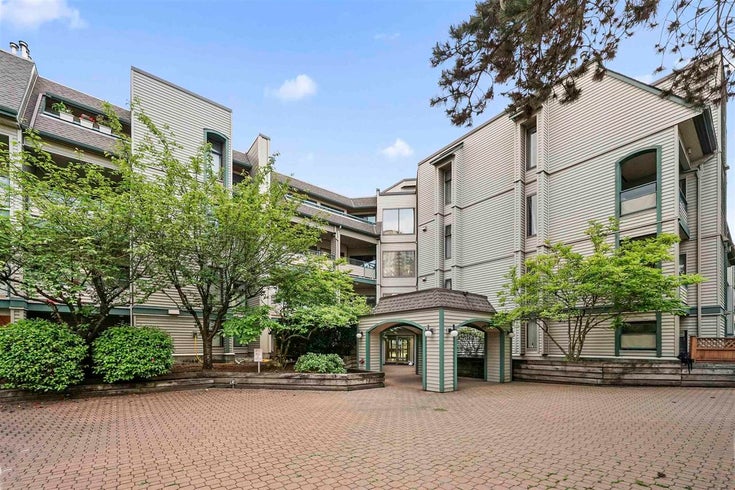 Glenborough   --   2915 Glen Dr - Coquitlam/North Coquitlam