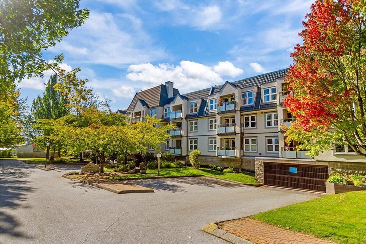 Le Chateau II by Adera   --   98 Laval St - Coquitlam/Maillardville