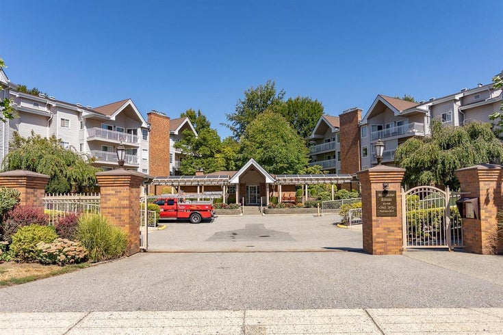 Burlington Estates   --   2973 Burlington Dr - Coquitlam/North Coquitlam