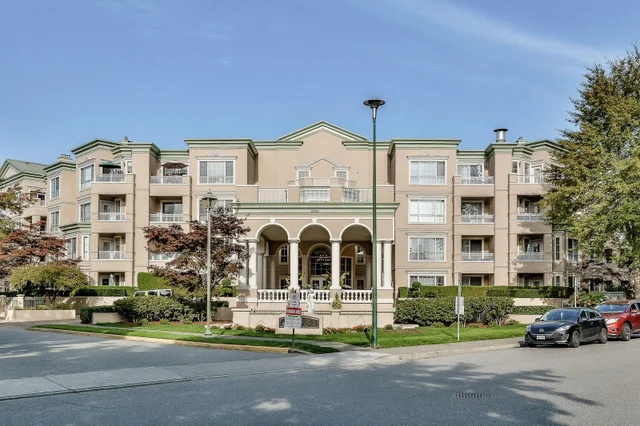 Princess Crescent   --   2995 Princess Crescent - Coquitlam/Canyon Springs