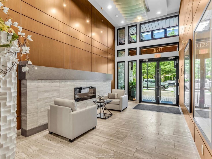 Celadon House at Windsor Gate   --   1128 Kensal Place - Coquitlam/New Horizons