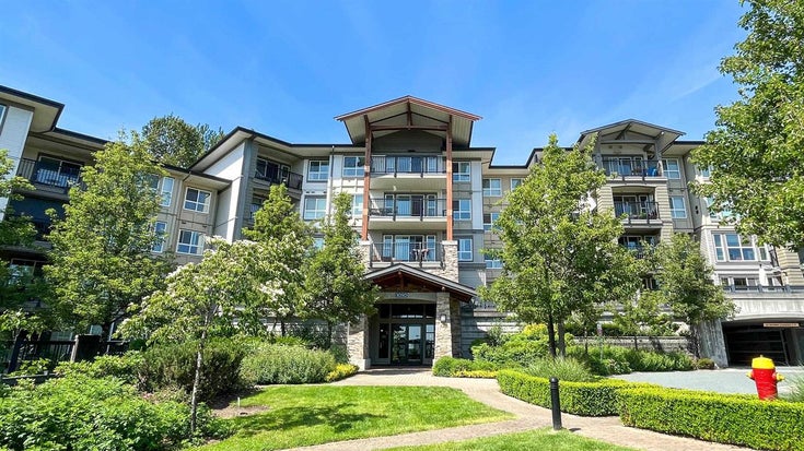 Bridges at Dayanee Springs    --   3050 Dayanee Springs Blvd - Coquitlam/Westwood Plateau