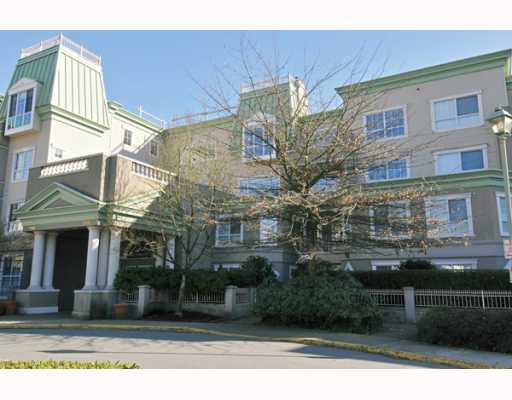 Montclair   --   2970 Princess Cr - Coquitlam/Canyon Springs #1