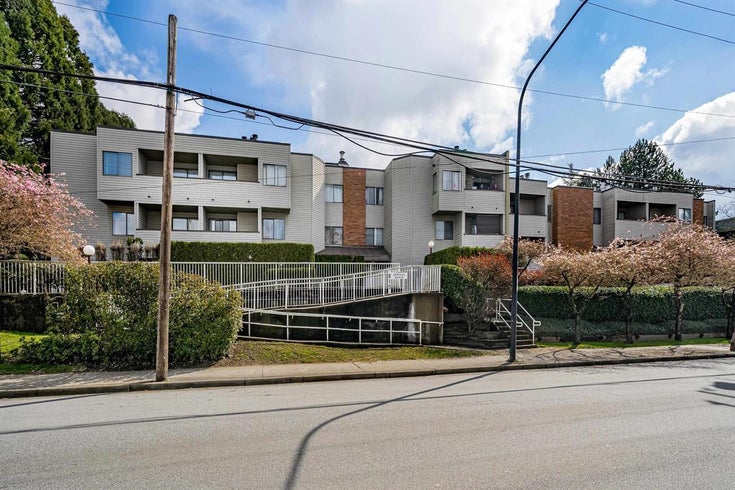 Norfold Manor   --   615 North Road - Coquitlam/Coquitlam West