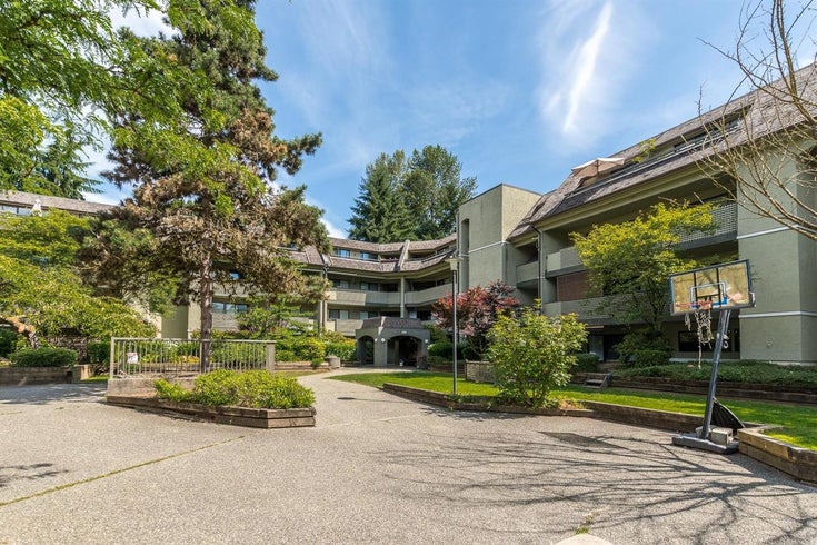Glenview Manor   --   1200 Pacific St - Coquitlam/North Coquitlam
