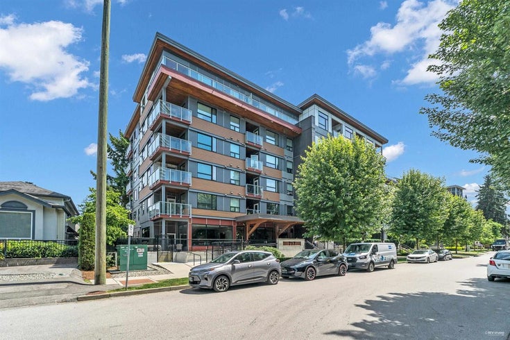 Simon   --   717 Breslay Street - Coquitlam/Coquitlam West