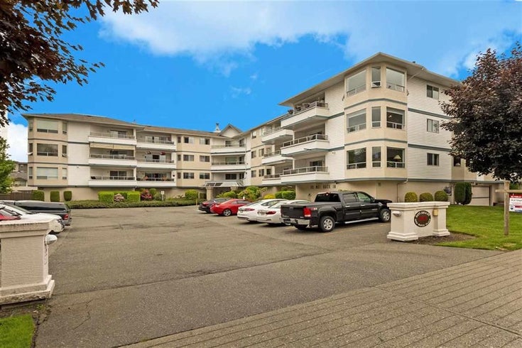 Red Maple Place   --   5377 201a St - Langley/Langley City