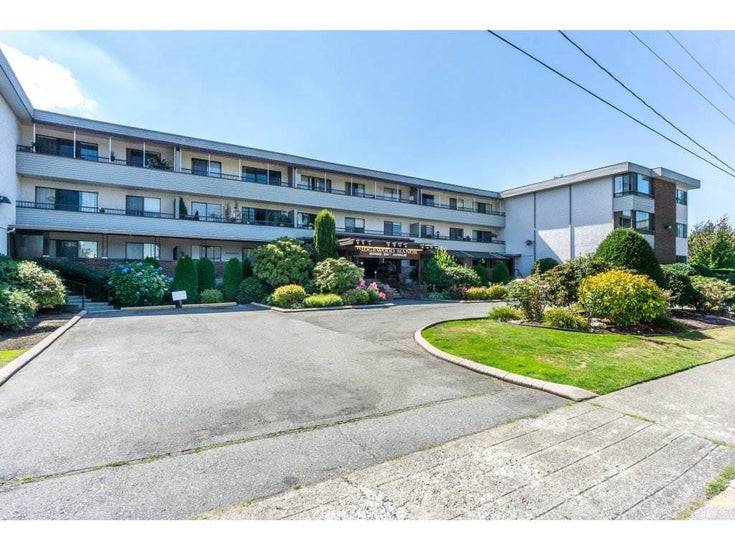 Ridgewood Manor   --   20420 54 St - Langley/Langley City