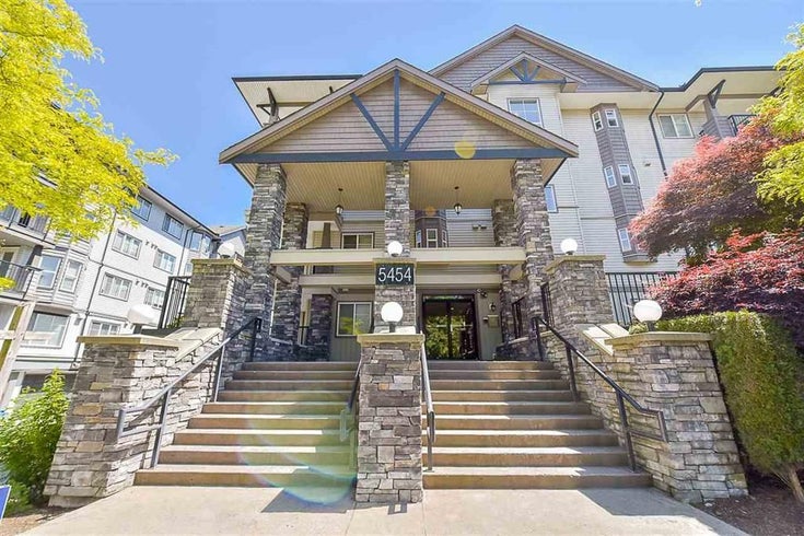 Brydon Walk   --   5454 198th St - Langley/Langley City #1