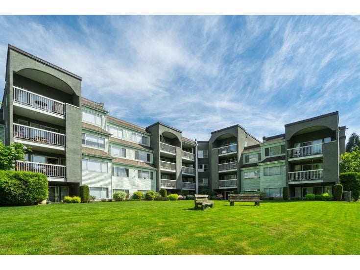 Langley Village   --   5664 - 5700 200 St - Langley/Langley City #1