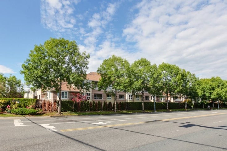 Westside   --   19721 64 St - Langley/Willoughby Heights