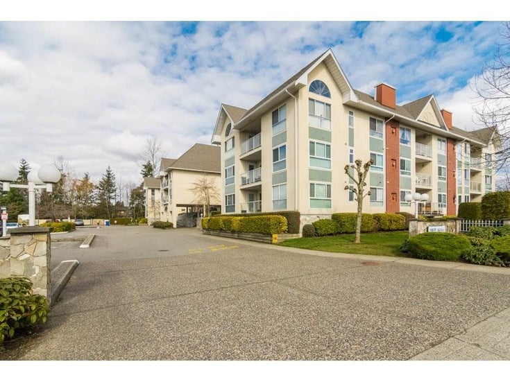 Willowbrook Gate   --   19835 64 Ave - Langley/Willoughby Heights