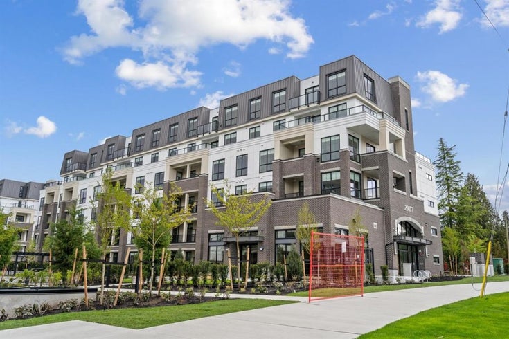 Latimer Village   --   20077 84 Ave - Langley/Willoughby Heights