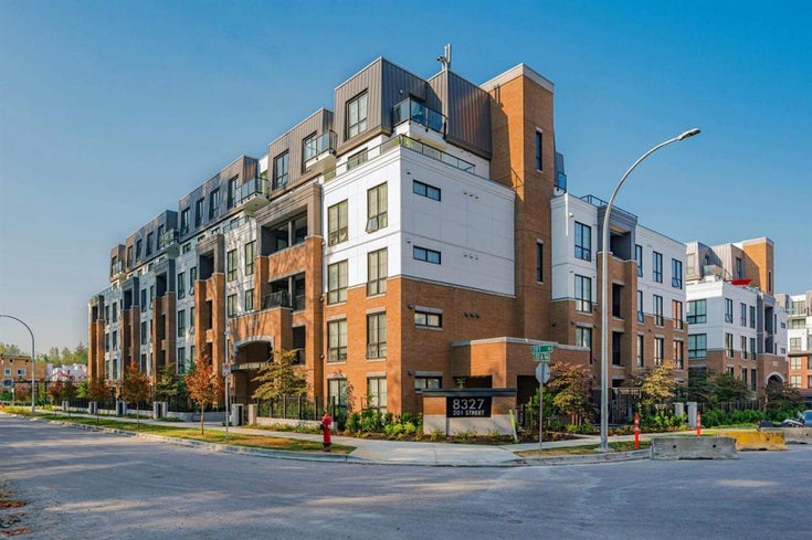 Latimer Village   --   8327 201 St - Langley/Willoughby Heights