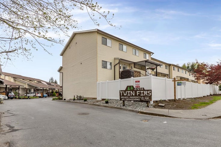 Twin Firs   --   27272 32 Ave - Langley/Aldergrove Langley