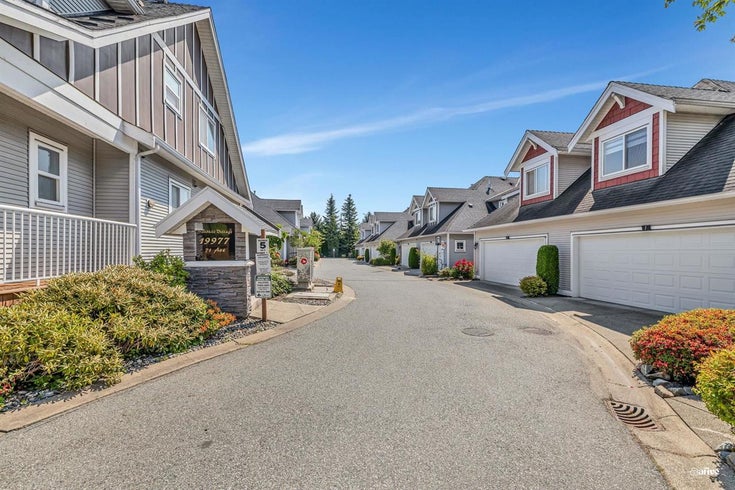 Sandhill Village   --   19977 71 Ave - Langley/Willoughby Heights