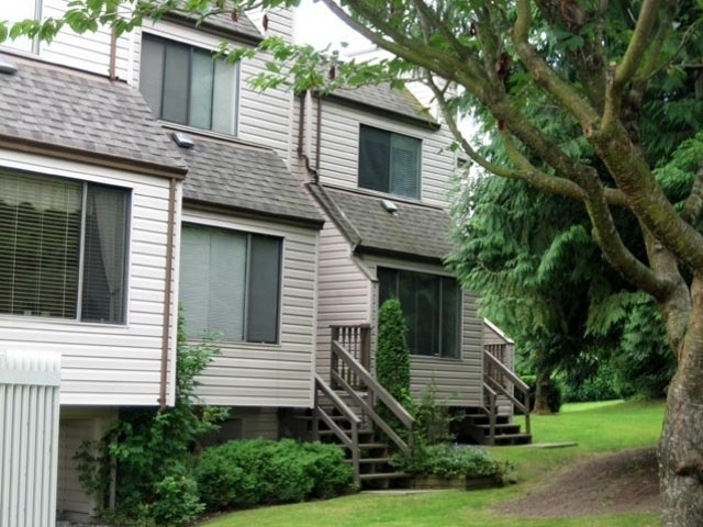 Nicomekl Place   --   5074 201a St - Langley/Langley City