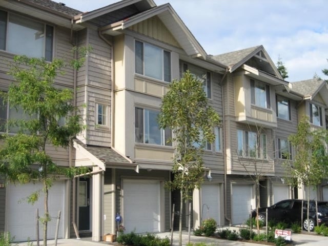 Courtyard   --   5388 201a St - Langley/Langley City