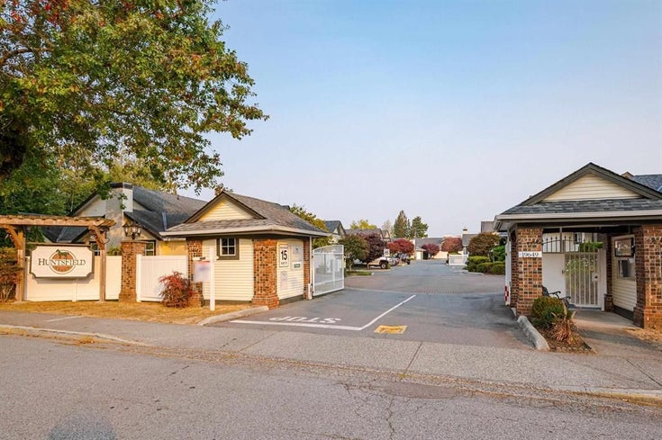 Huntsfield Green   --   19649 53 Ave - Langley/Langley City